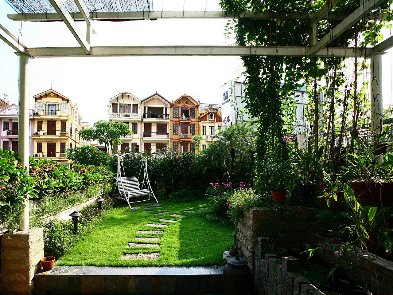 Cách tạo không gian xanh cho ngôi nhà ở vị trí sân thượng vô cùng sáng tạo